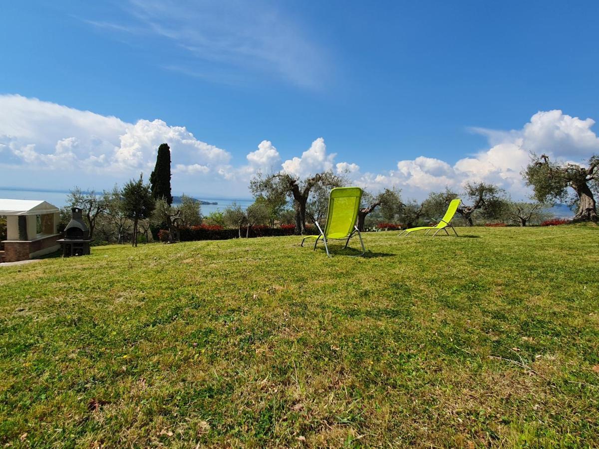 Antico Casale Tiravento Aparthotel Passignano sul Trasimeno Buitenkant foto