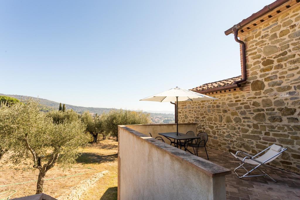 Antico Casale Tiravento Aparthotel Passignano sul Trasimeno Buitenkant foto