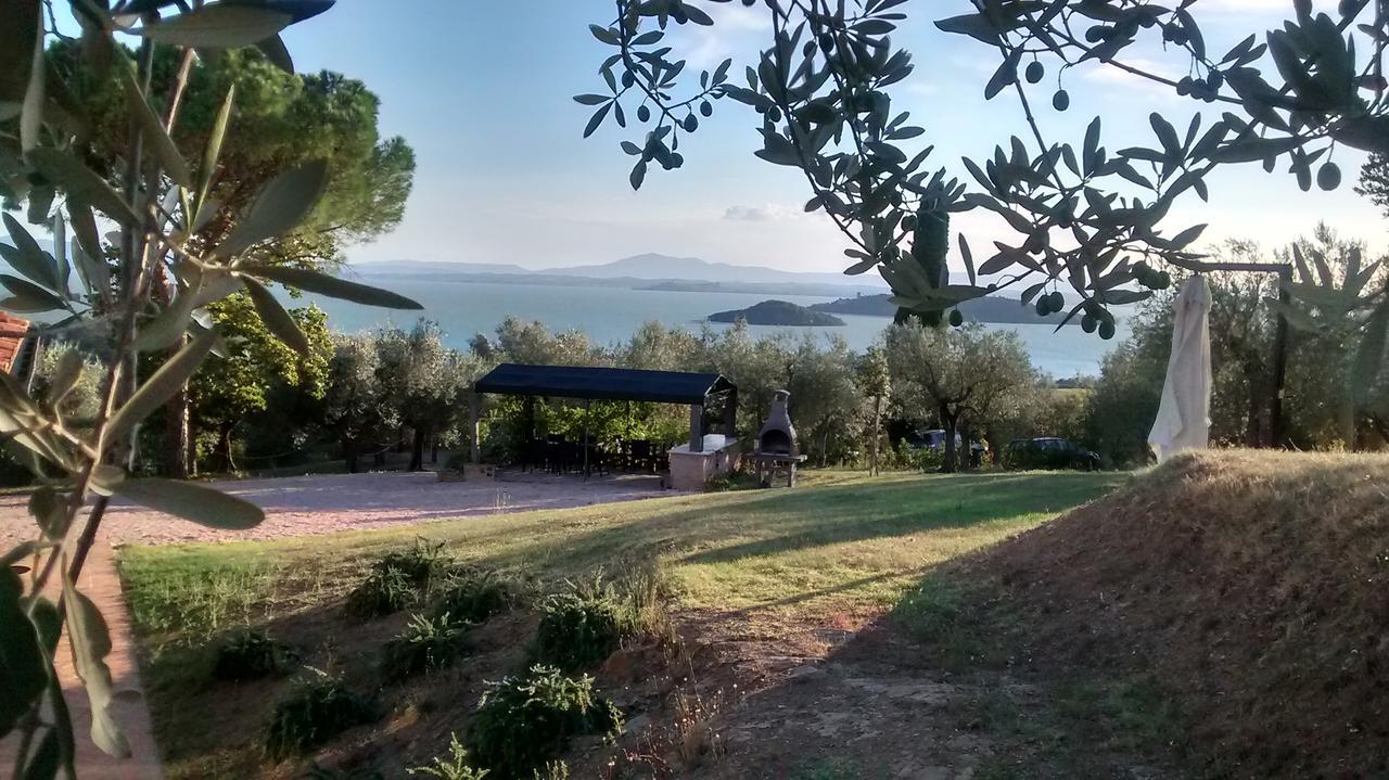 Antico Casale Tiravento Aparthotel Passignano sul Trasimeno Buitenkant foto